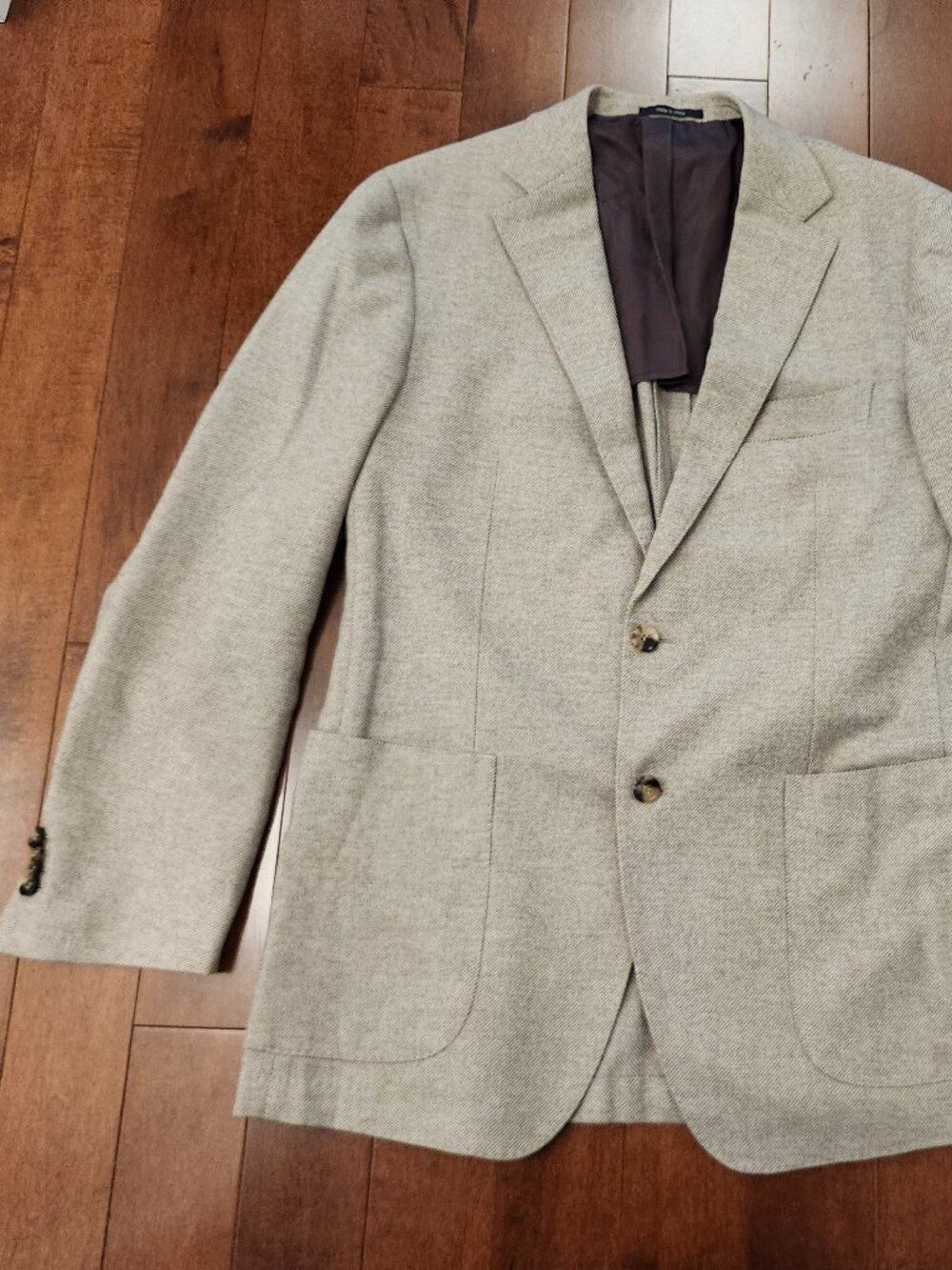 Suitsupply men's wool cashmere blazer in size 52